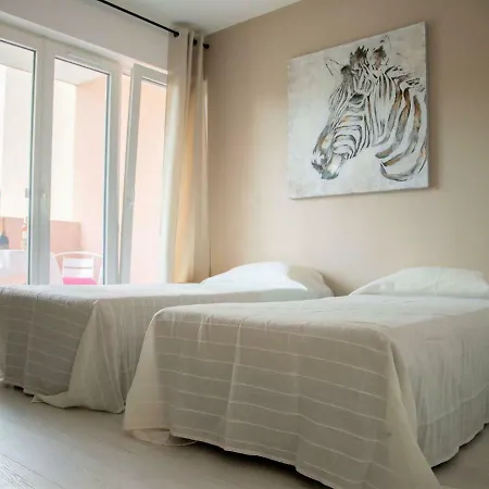 Modern In Near The Sea شقة Fréjus