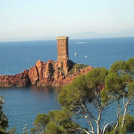 Modern In Near The Sea شقة Fréjus